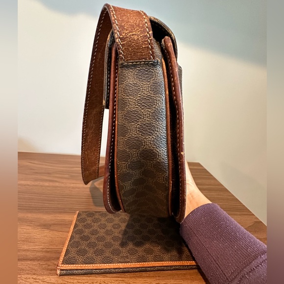 3-Fer‼️ Celine Crossbody, Wallet and Chain - Picture 6 of 16